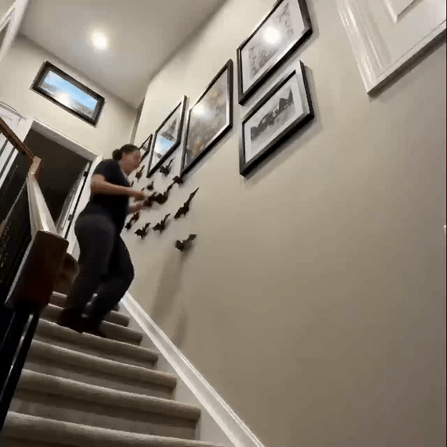 🦇 TURN YOUR WALL INTO A BAT SWARM 3D Wings + Flashing LED Lights — Instant Halloween Magic